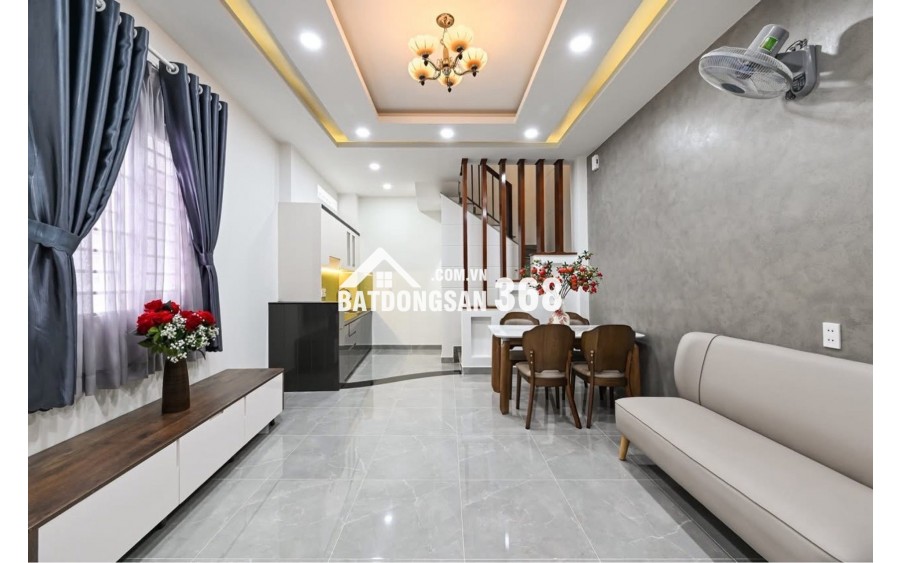 SIÊU PHẨM NHÀ PHỐ PHAN XÍCH LONG FULL NỘI THẤT