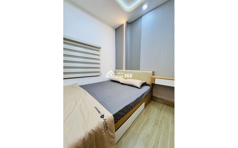 Siêu Phẩm -NHÀ MỚI XÂY Thích Quảng Đức  - Phú Nhuận - Cách Mặt Tiền 2 Căn
