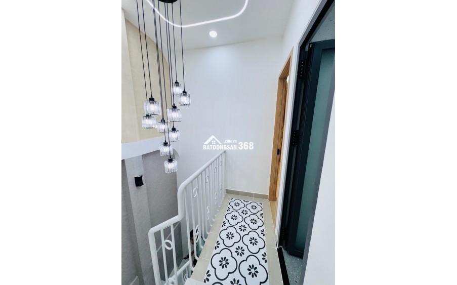 Siêu Phẩm -NHÀ MỚI XÂY Thích Quảng Đức  - Phú Nhuận - Cách Mặt Tiền 2 Căn