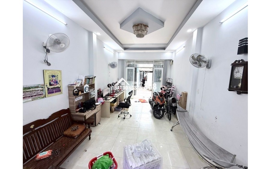HIẾM - GẦN MẶT TIỀN - HẺM 6M Ô TÔ NGỦ TRONG NHÀ - NHÀ MỚI XÂY BTCT KIÊN CỐ.