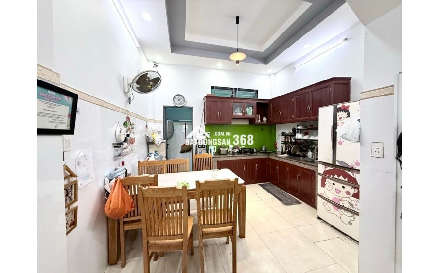 HIẾM - GẦN MẶT TIỀN - HẺM 6M Ô TÔ NGỦ TRONG NHÀ - NHÀ MỚI XÂY BTCT KIÊN CỐ.