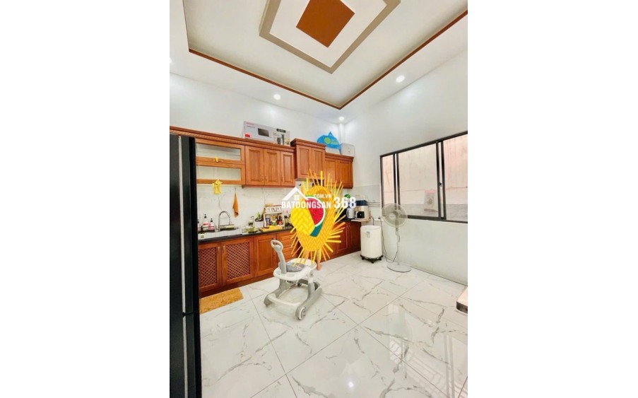 - ​Vị trí: Hẻm xe hơi, Trục đường Lê Văn Quới, Gần ngã tư 4 xã, thuận tiện di chuyển các quận Trung Tâm.