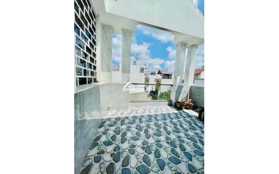NHÀ ĐẸP HẺM ĐẸP - XE HƠI 6M THÔNG - NGAY KHU VIP LÊ VĂN QUỚI - NHÀ 4 TẦNG VÀO Ở NGAY - 5PN - SỔ ĐẸP VUÔNG VỨC HOÀN CÔNG CHUẨN PHÁP LÝ
