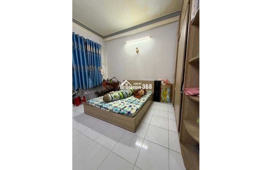 NGAY LÊ VĂN QUỚI - NGÃ 4 BỐN XÃ - HẺM ĐẸP XE TẢI VI VU - 3 TẦNG MỚI ĐẸP HOÀN CÔNG ĐỦ - SỔ CHUẨN PHÁP LÝ - 52M2 - GIÁP TÂN PHÚ -