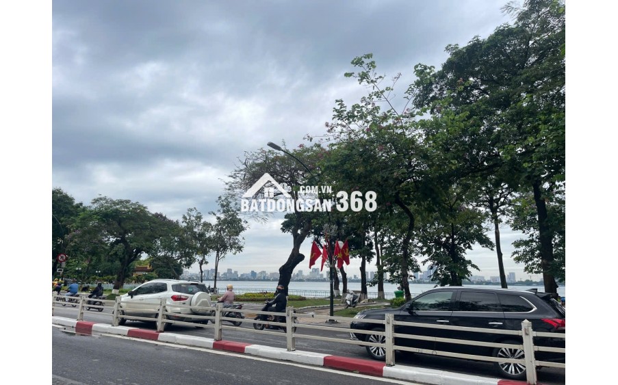 Cực Hiếm, Nhà Lô góc hồ tây chỉ 11 tỷ, 5 tầng, mặt tiền 4.4m. Vừa ở, vừa kinh doanh