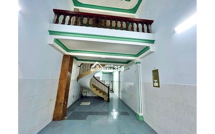MẶT TIỀN TRUNG TÂM QUẬN 5 CẠNH TRẦN HƯNG ĐẠO, VÕ VĂN KIỆT - 5 TẦNG - SỔ VUÔNG A4 - CHO THUÊ 22 TRIỆU