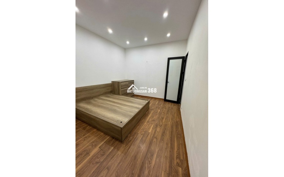 NHỈNH 8 TỶ CÓ NHÀ TẠI TRUNG TÂM BA ĐÌNH,GÀN LĂNG BÁC, QUẢNG TRƯỜNG, TIỆN ÍCH CHỌ DÂN SINH, BỆNH VIỆN, TRƯỜNG HỌC, TRUNG TÂM HÀNH CHÍNH