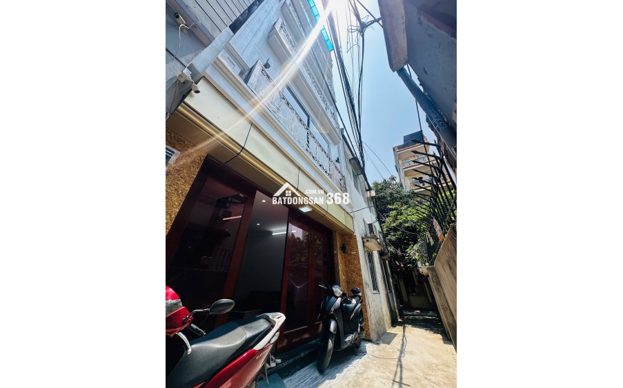 NHÀ ĐẸP  XÂY MỚI CỨNG- FULL NỘI THẤT ĐẸP LONG LANH-6 TẦNG THANG MÁY ÊM RU -KHÁCH CHỈ VIỆC SÁCH VALI ĐẾN Ở