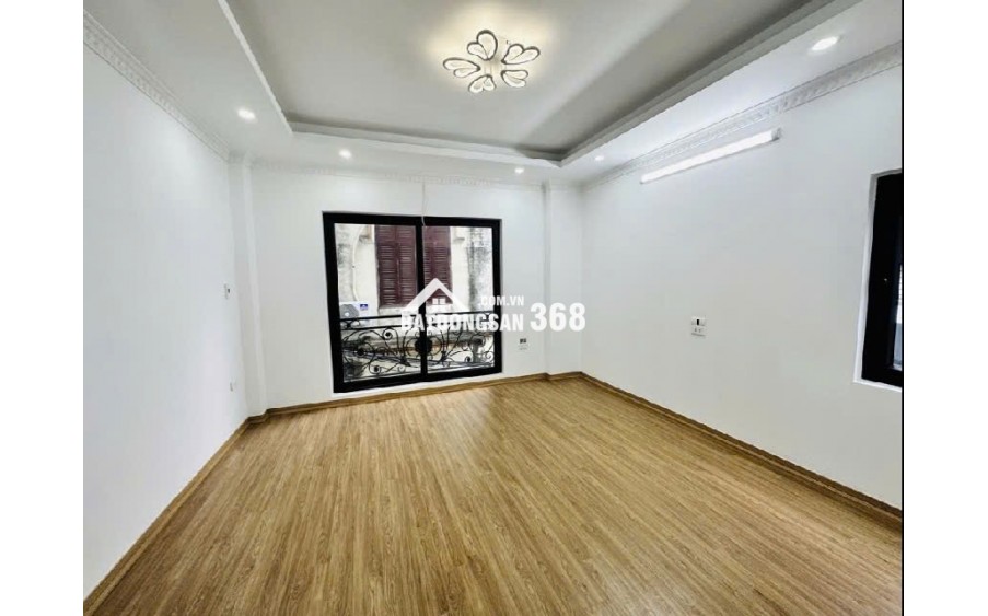 GIẢM CHÀO GIÁ CỰC SỐC NHÀ PHỐ THẠCH BÀN 36MX5 TẦNG FUN NỘI THẤT NHÀ MỚI TOANH