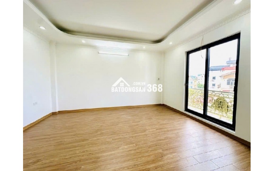 NHÀ PHỐ THACH BÀN Ô TÔ ĐỖ CỬA NGÀY ĐÊM  KINH DOANH VĂN PHÒNG  CÒN SÓT LẠI  GIÁ CHỈ NHỈNH 9 TY