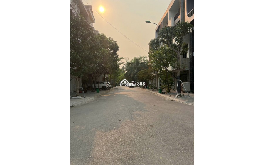 Cần bán lô đất khu 1 KĐT Bình Minh, Phường Đông Hương cũ, Thanh Hóa 90m2 xây nhà cực đẹp