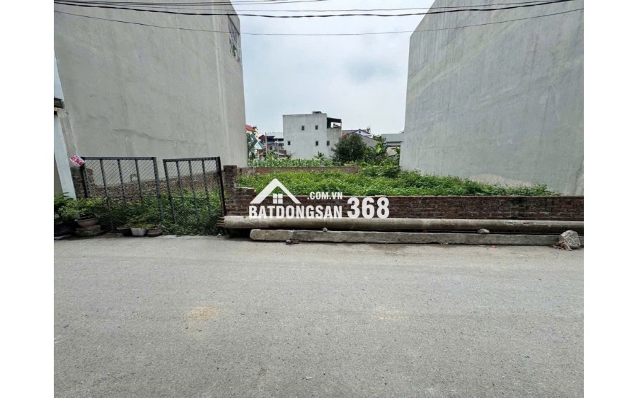 Chính chủ cần tiền bán gấp mảnh đất siêu đẹp, giá siêu tốt
