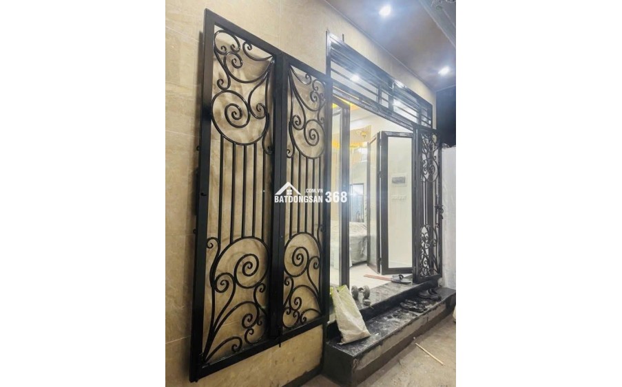 NHÀ NHỎ XINH - 5 TẦNG ĐỦ CÔNG NĂNG SỬ DỤNG - MẶT TIỀN ĐẸP - GẦN Ô TÔ - VIEW THOÁNG TRƯỚC MẶT - SỔ ĐỎ ĐẸP