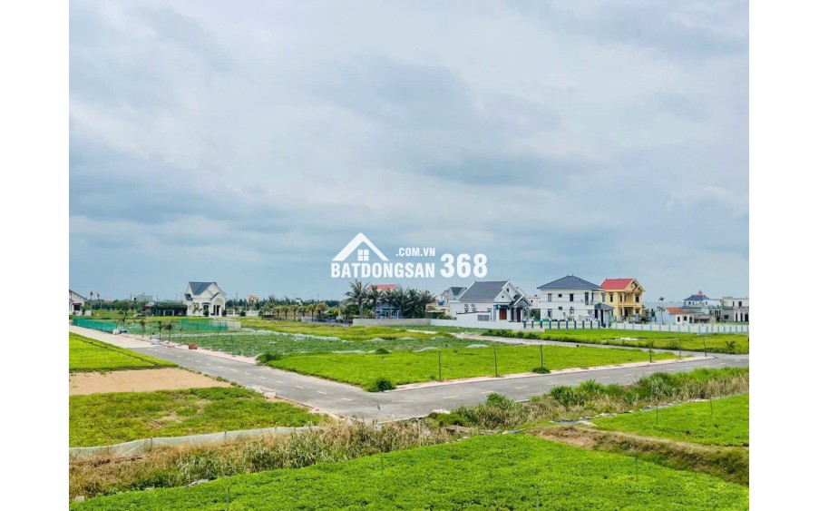Chính chủ bán gấp 100m2, 12tr/m, đất Biển Hải Xuân, lõi khu kinh tế Ninh Cơ Nam Định