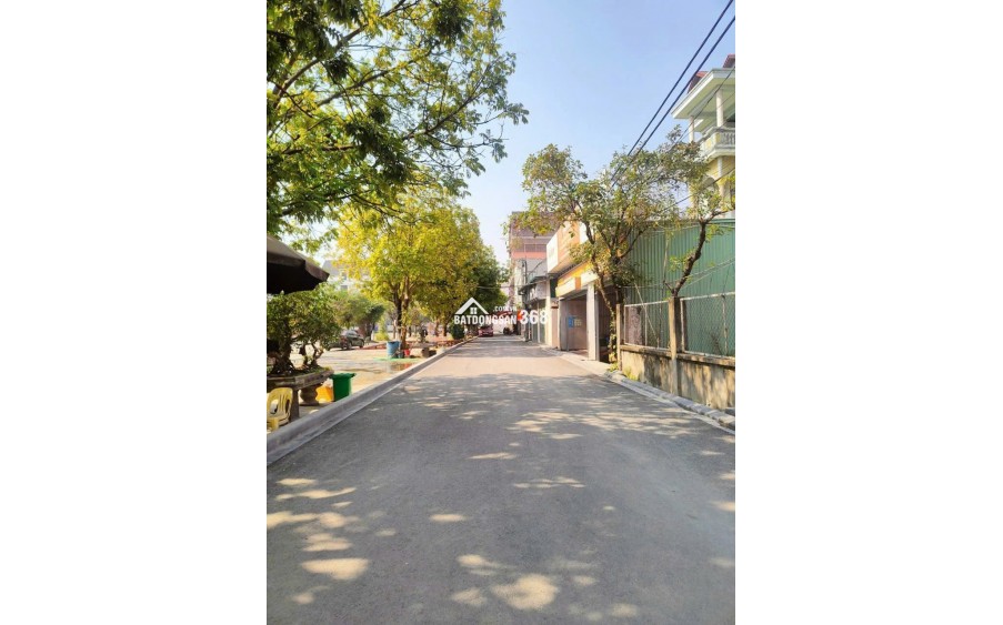 Bán đất chính chủ cận lộ, cận thị, gần UBND và trường học siêu đẹp