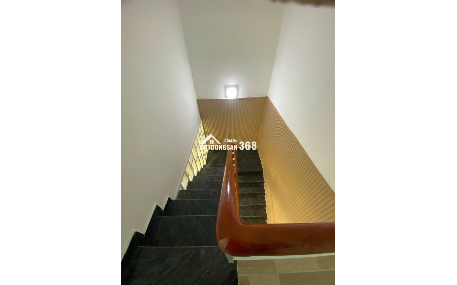 Bán nhà giá rẽ, mới xây 1 trệt 1 lầu, ngay trung tâm Đà Lạt