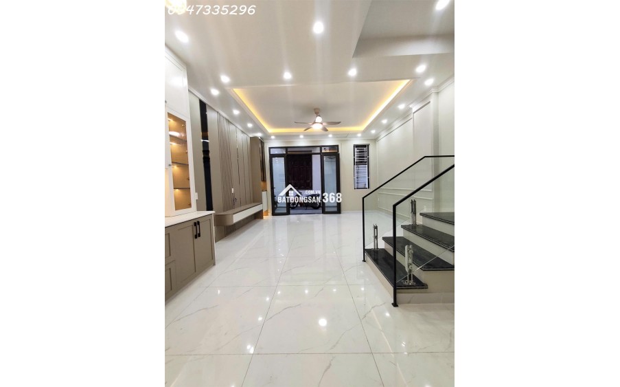 Nhà đẹp Miếu Hai Xã 4 tầng ô tô đỗ gần nhà