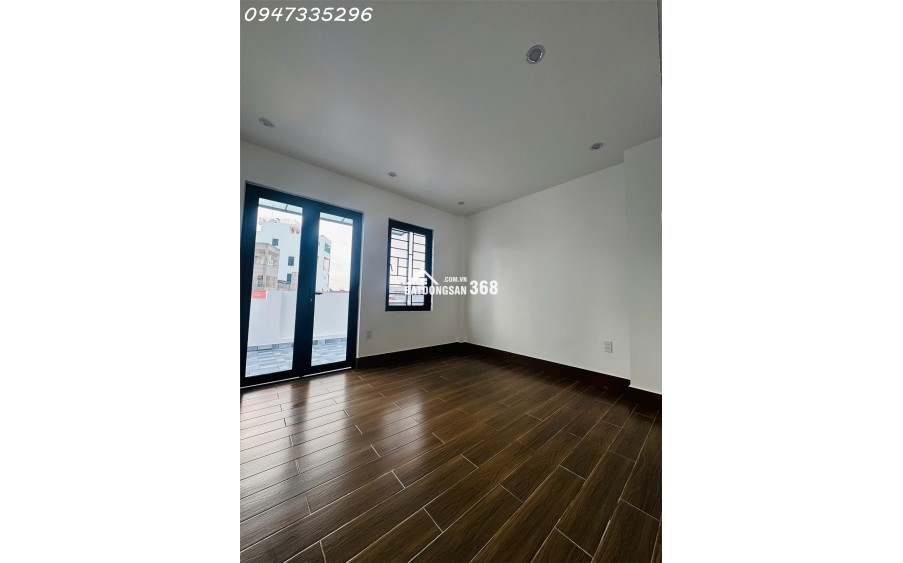 Nhà đẹp Vũ Chí Thắng ô tô đỗ gần nhà