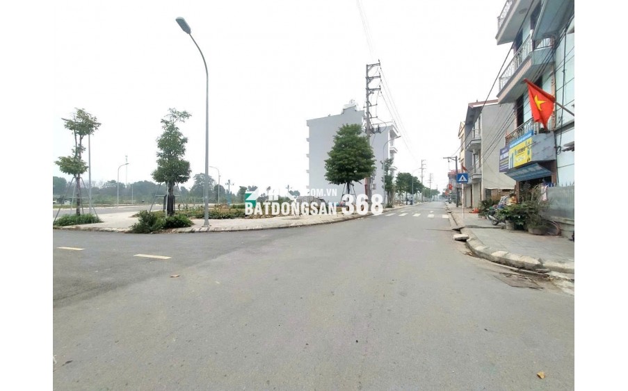 Cần tiền bán đất ven đô giá rẻ như giá lợn chết