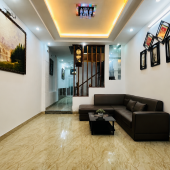GIẢM SÂU CÒN 4.8 TỶ, NHÀ ĐÚC 2 TẤM, XE HƠI NGỦ SÂN, TRUNG TÂM LONG TRƯỜNG, Ở NGAY