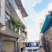 Bán nhà ngõ Bùi Văn Ba, Q.7, 28m², 2 tầng, 2PN, Sổ Hồng, 4.5 tỷ. LH 0947283834