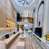 + Kết Cấu : 5 Tầng Sân Thượng , 4Pn khép kín , 6 Toilet , Phòng Karaoke , Phòng Khách , Bếp , sân sau , THANG MÁY ,
