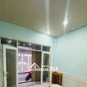  Nhà hiện để trống, lúc trước chủ cho thuê 9tr/tháng mà mới lấy lại nhà