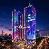 THE EMERALD BOULEVARD