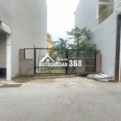 chính chủ bán đất, gần trường học, vị trí đẹp để kinh doanh