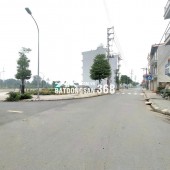 Cần tiền bán đất ven đô giá rẻ như giá lợn chết
