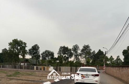 Đất phường tùng thiện sơn tây, trục chính kinh doanh, đường thông