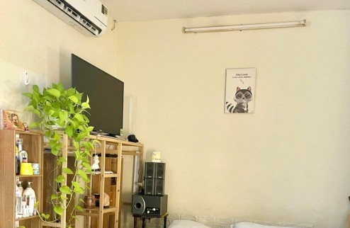 HIẾM! NHÀ PHÚ NHUẬN SÁT Q1 – 3 TẦNG – THU NHẬP 17TR/THÁNG