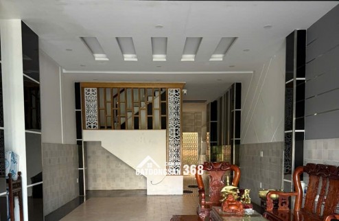 Bán nhà siêu đẹp 5x20m 1 trệt 3 lầu sân thượng MT Trịnh Quang Nghị Bình Chánh
