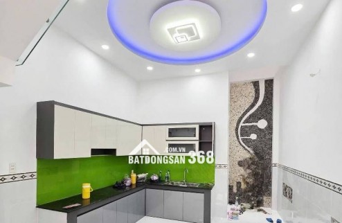  Nhà cao tầng hẻm thông ra Lê Văn Quới - gần Ngã Tư Bốn Xã Giáp Tân Phú