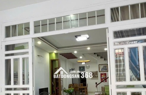 Bán nhà đúc 2,5 tấm hẻm 142 đường số 339 P. Phước Long B, Q9 cũ