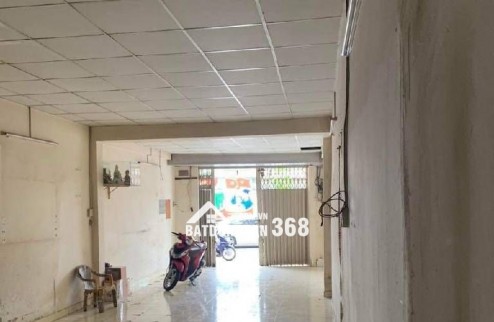 MUA NHÀ LÀ MUA VỊ TRÍ - MẶT TIỀN LŨY BÁN BÍCH CHỈ  - 61M2 - CHỦ Ở LÂU ĐỜI - NHÀ CŨ TIỆN XÂY MỚI.