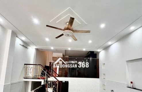 - Hẻm 7m ,vị trí đẹp, sát chợ Bình Trị, khu Tên Lửa, di chuyển 5 phút tới siêu thị Aoen Bình Tân