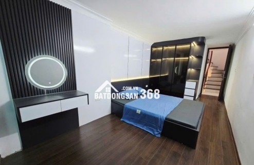 Nhà đẹp Trung tâm Phúc Lợi Long Biên, 5 tầng, Full nội thất, ngõ ô tô thông, ô tô đỗ cửa
