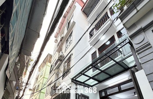 HÀNG HIÊM NGOC THỤY NGÕ THÔNG Ô TÔ .Ô TÔ ĐỖ CƯA  FULL NỘI THẤT