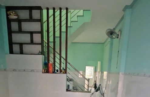 NHÀ ĐẸP- GIÁ TỐT- CHÍNH CHỦ BÁN NHÀ T2 Tầng Full thổ cư, Cách QL 1 là 100m, Phường Ba Láng