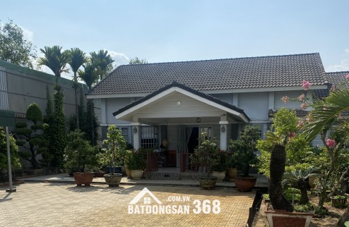 Biệt thự vườn - 3 mặt sông - 1900m² - đường số 4 Lò Lu - chỉ 19.5 tỷ (TL)