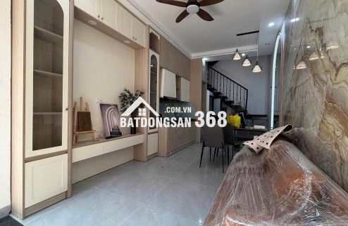 Cực hiếm nhà Xuân Thủy gần 40m2x6T, 2 thoáng , ngõ VF3 thông, nhỉnh 11tỷ