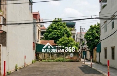cần tiền cơ cấu kinh doanh, bán gấp mảnh đất đẹp ngay gần nhà văn hoá