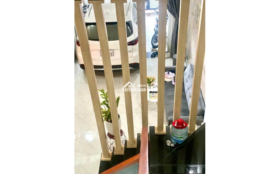 Bán nhà Đẹp Thủ Đức 3 Tầng Giá chỉ nhỉnh 6 Tỷ