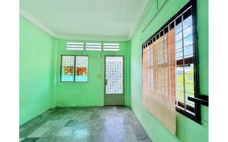 NHÀ HOÀNG HOA THÁM - GÓC 2 MẶT TIỀN THOÁNG