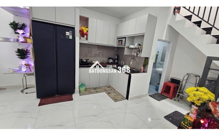 BÁN NR 40M2, ĐƯƠNG NGUYỄN SƠN,4X9,GIÁ CHỈ HƠN 3TY