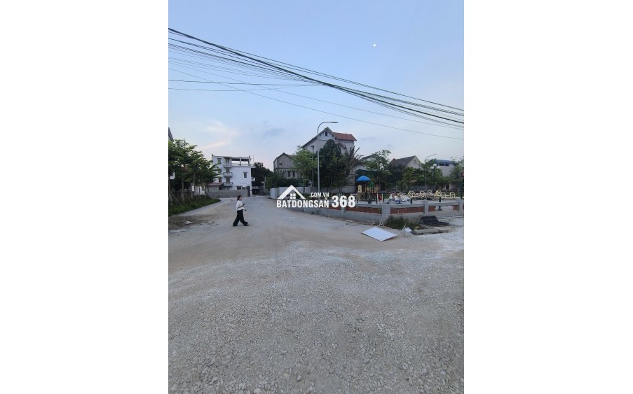 Bán Đất 352m2 - Lô góc ngã 4 (3 mặt tiền) tại Nguyên Khê - Đông Anh - Hà Nội