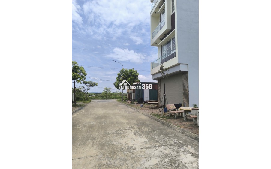 Hiếm! Lô Đất đấu giá 80m2 còn sót lại tại Nguyên Khê - Đông Anh - Hà Nội. Giá: 85tr/m2