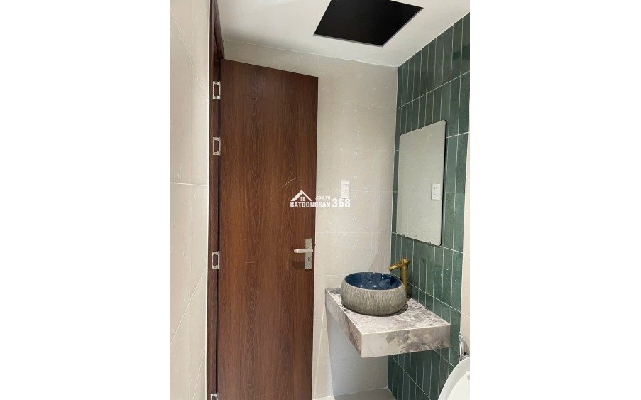 Bán căn nhà cấp 4 kiệt Bùi trung Lập gần chợ 1-5

Diện tích 5*22

Hướng Tây Bắc

Đường oto thông ra kiệt 113 Lê Lợi