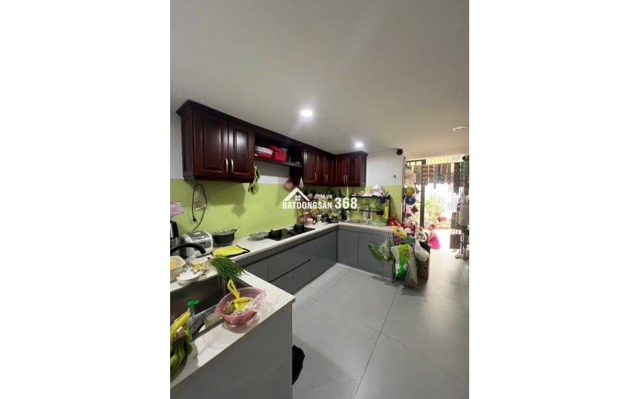 Nhà 2 mặt tiền Tên Lửa- ngay Aoen Bình Tân